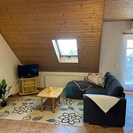 Relax House