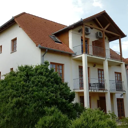 Relax House Apartment